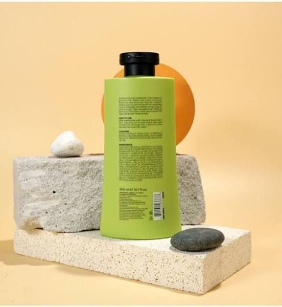 Кондиционер для объема волос Luxliss Volume&Boost Conditioner 300 мл 811131036673 фото